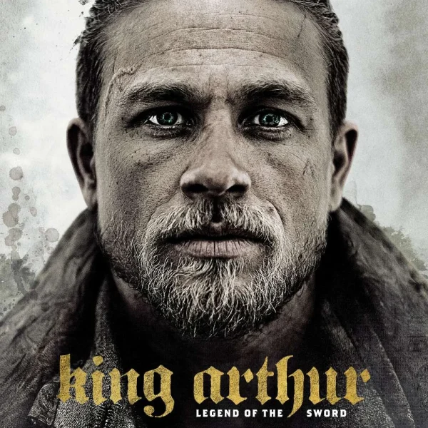 Le Roi Arthur – La Légende d&rsquo;Excalibur : Une adaptation de roi