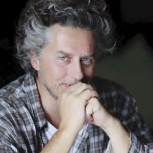 Lire la suite à propos de l’article Laurent Boutonnat sort l&rsquo;album de ON NE SE MENTIRA JAMAIS