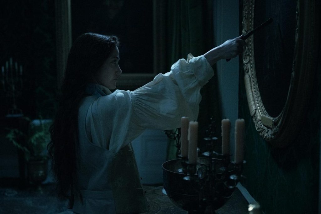 victorian-psycho-se-dévoile-et-ça-a-lair-dément